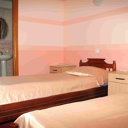 Hotel Muhavets Pruzhany Εξωτερικό φωτογραφία