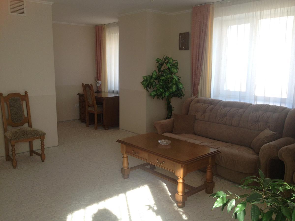 Hotel Muhavets Pruzhany Εξωτερικό φωτογραφία